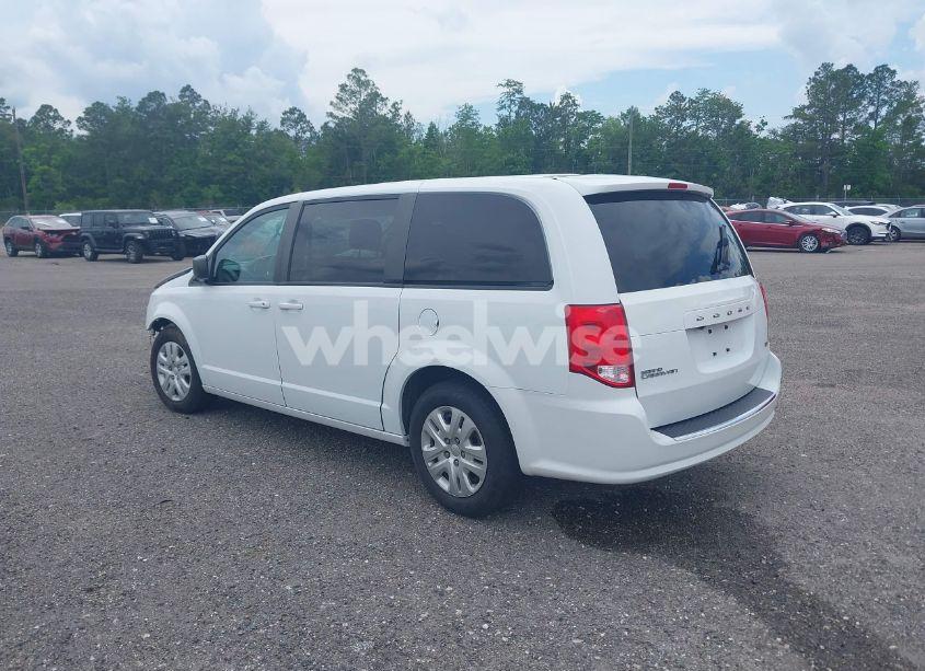 Photo 3 of 2018 Dodge Grand CARAVAN SE (VIN 2C4RDGBGXJR140949)