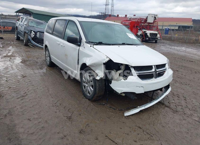 2018 Dodge Grand CARAVAN SE (VIN 2C4RDGBGXJR147836) main photo