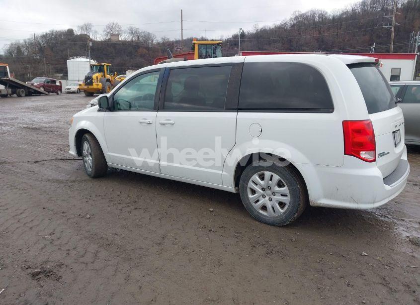 Photo 3 of 2018 Dodge Grand CARAVAN SE (VIN 2C4RDGBGXJR147836)