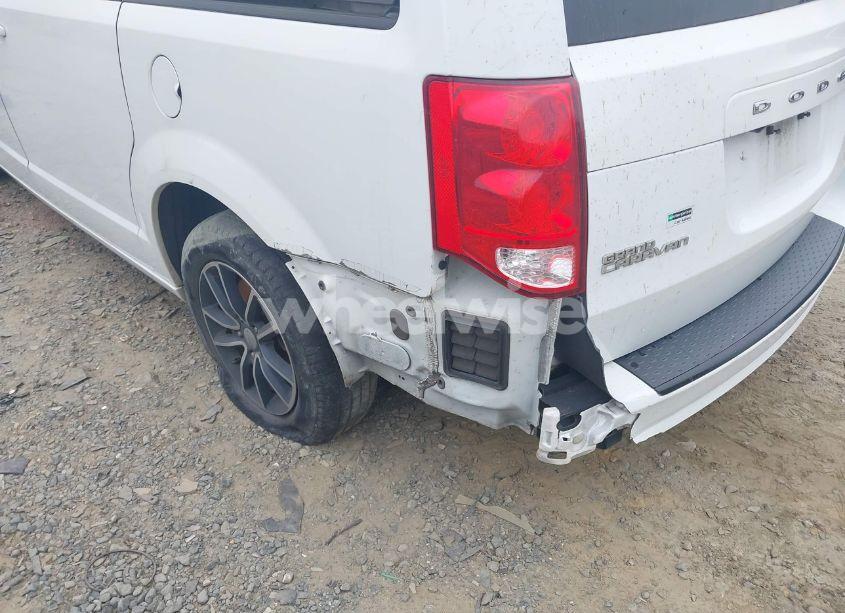 Photo 6 of 2018 Dodge Grand CARAVAN SE PLUS (VIN 2C4RDGBGXJR199032)