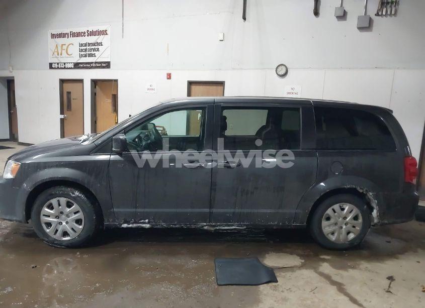 Photo 14 of 2018 Dodge Grand CARAVAN SE (VIN 2C4RDGBGXJR230912)