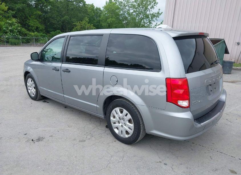 Photo 3 of 2019 Dodge Grand CARAVAN SE (VIN 2C4RDGBGXKR623441)