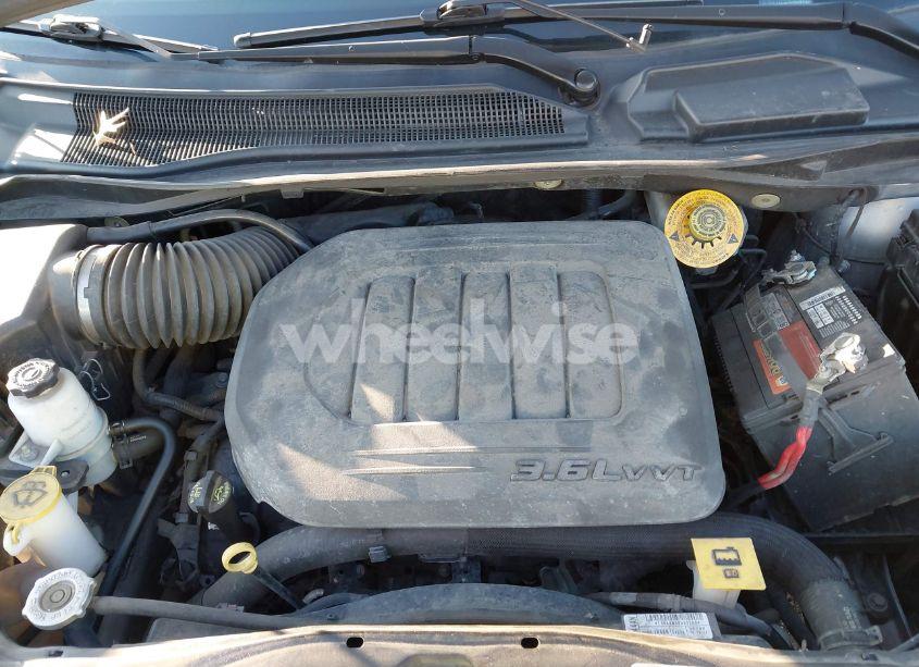 Photo 10 of 2019 Dodge Grand CARAVAN SE (VIN 2C4RDGBGXKR664507)