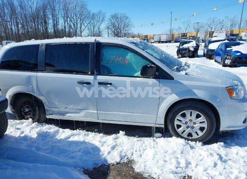 Photo 13 of 2020 Dodge Grand CARAVAN SE (VIN 2C4RDGBGXLR217872)