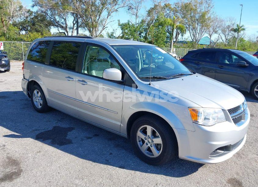 2012 Dodge Grand CARAVAN SXT (VIN 2C4RDGCG0CR139987) main photo