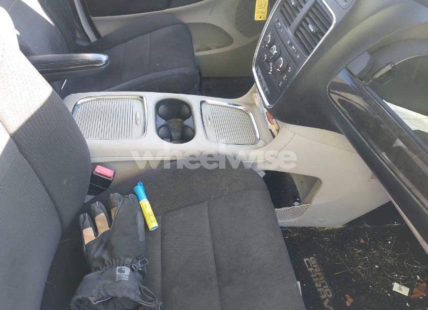 Photo 5 of 2012 Dodge Grand CARAVAN SXT (VIN 2C4RDGCG0CR272667)