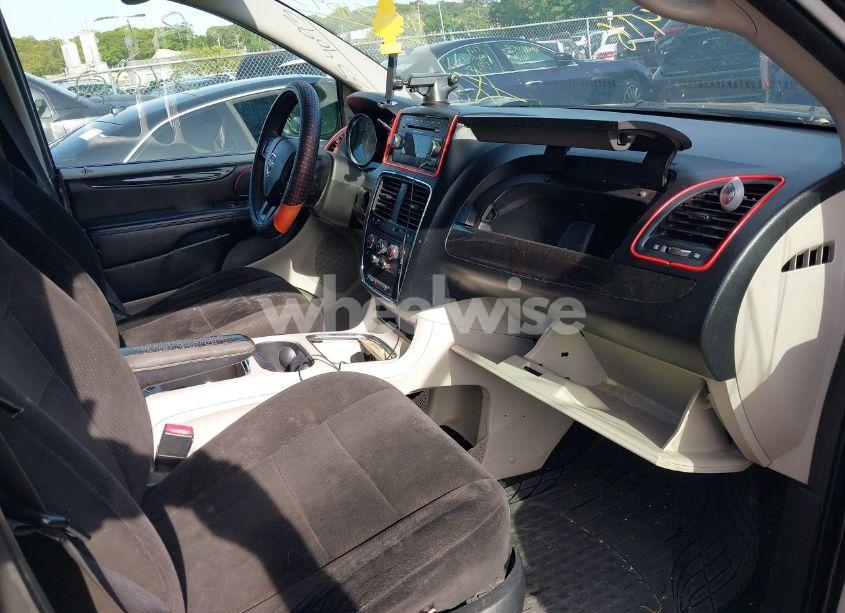 Photo 5 of 2012 Dodge Grand CARAVAN SXT (VIN 2C4RDGCG0CR365253)