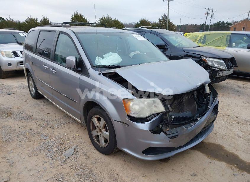 2013 Dodge Grand CARAVAN SXT (VIN 2C4RDGCG0DR551909) main photo