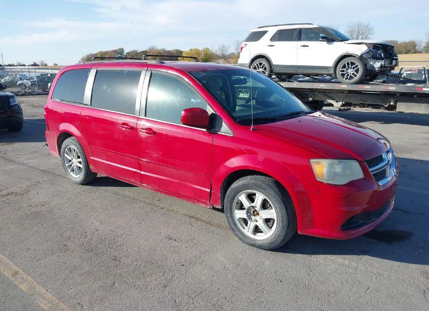 2013 Dodge Grand CARAVAN SXT (VIN 2C4RDGCG0DR602986) main photo