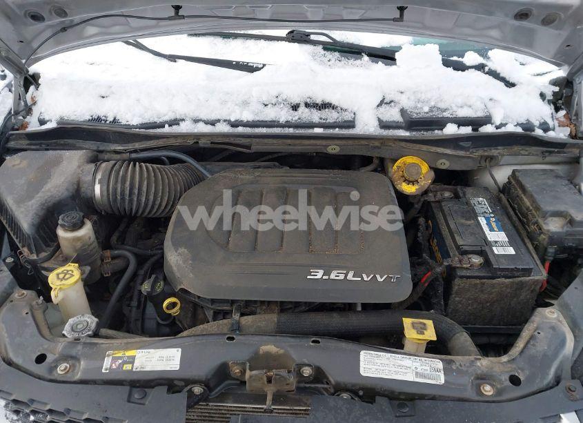 Photo 10 of 2014 Dodge Grand CARAVAN SXT (VIN 2C4RDGCG0ER128166)