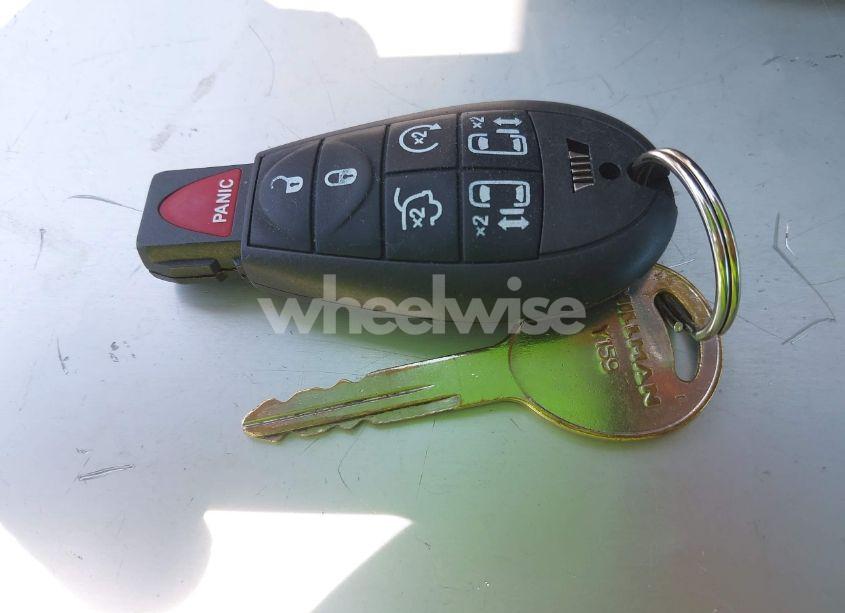 Photo 11 of 2014 Dodge Grand CARAVAN SXT (VIN 2C4RDGCG0ER153438)