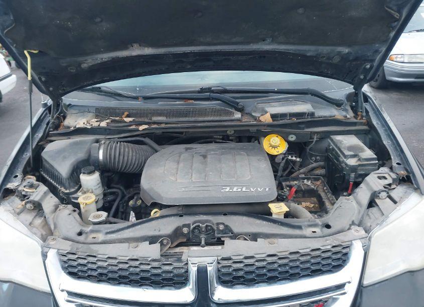 Photo 10 of 2014 Dodge Grand CARAVAN SXT (VIN 2C4RDGCG0ER153939)