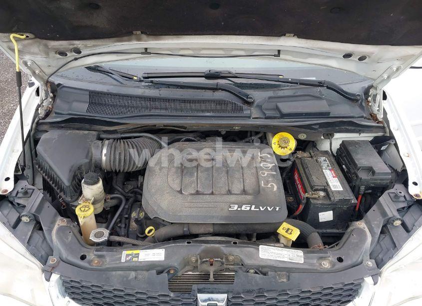 Photo 10 of 2014 Dodge Grand CARAVAN SXT (VIN 2C4RDGCG0ER154542)