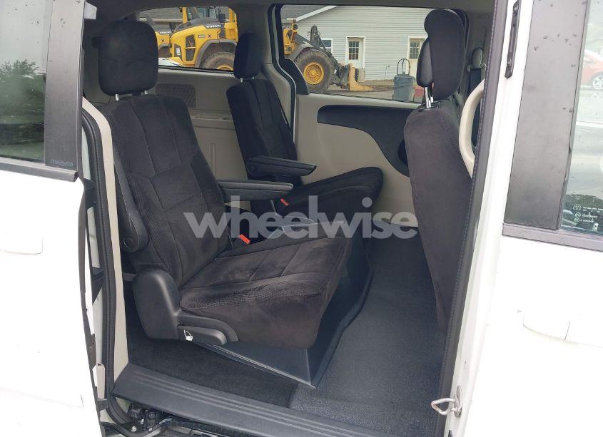 Photo 8 of 2014 Dodge Grand CARAVAN SXT (VIN 2C4RDGCG0ER154542)