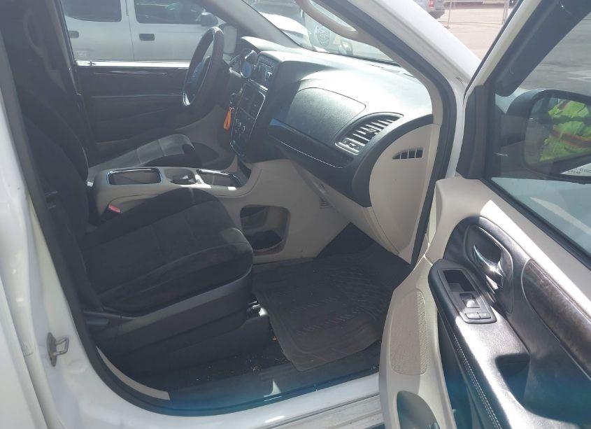 Photo 5 of 2014 Dodge Grand CARAVAN SXT (VIN 2C4RDGCG0ER161085)