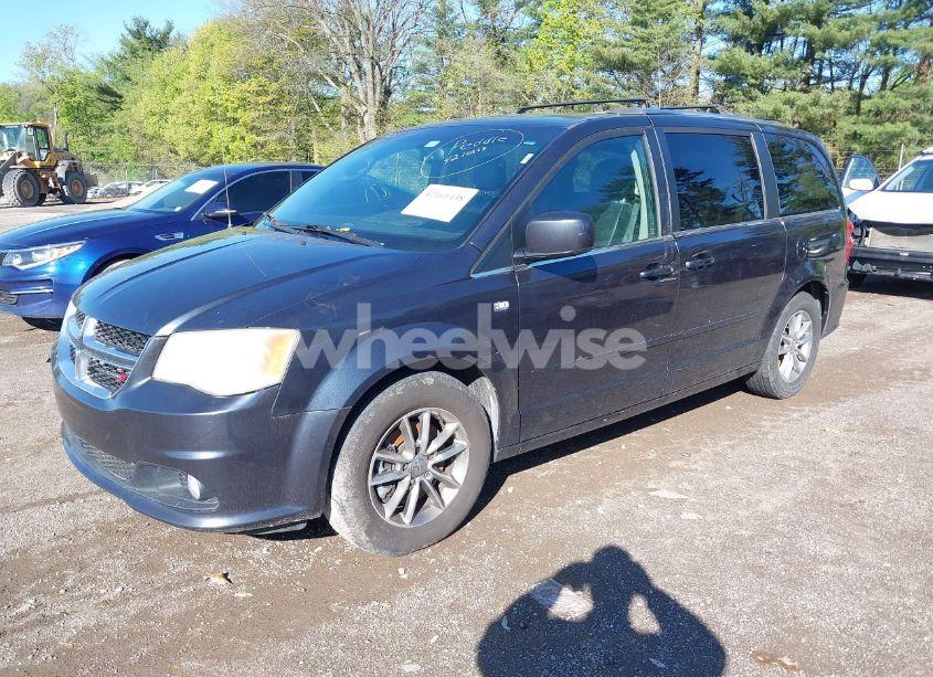 Photo 2 of 2014 Dodge Grand CARAVAN SXT 30TH ANNIVERSARY (VIN 2C4RDGCG0ER223309)