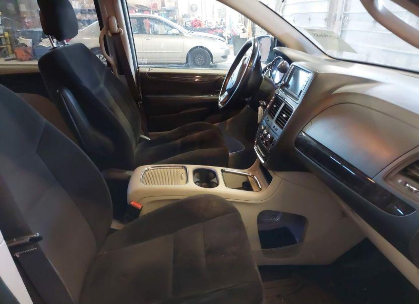 Photo 5 of 2014 Dodge Grand CARAVAN SXT (VIN 2C4RDGCG0ER266077)