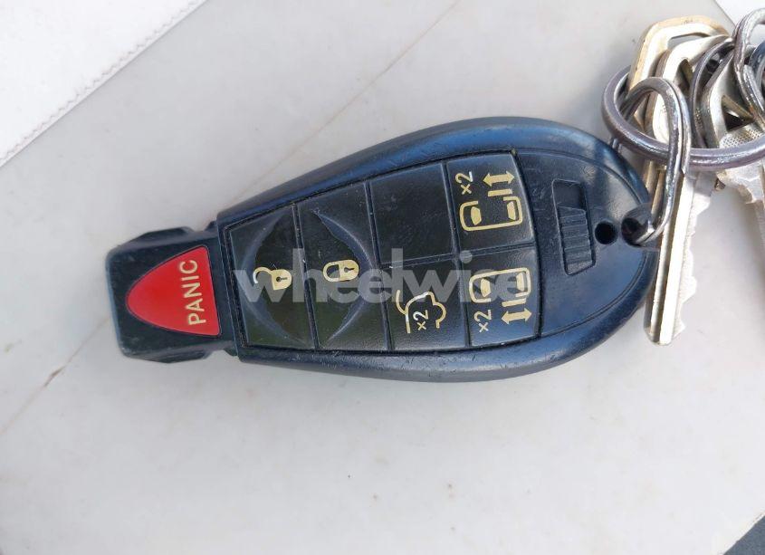 Photo 11 of 2015 Dodge Grand CARAVAN SXT (VIN 2C4RDGCG0FR511039)