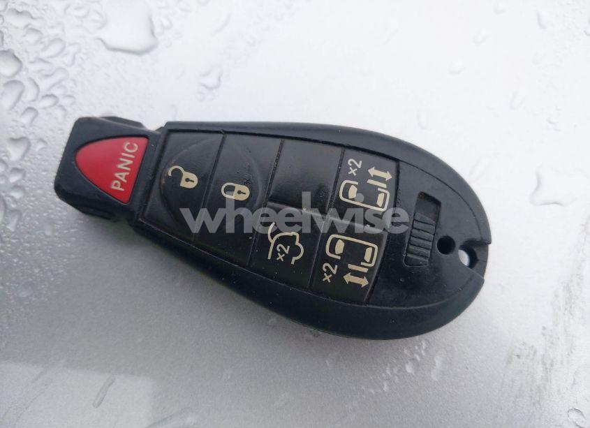 Photo 11 of 2015 Dodge Grand CARAVAN SXT (VIN 2C4RDGCG0FR576666)