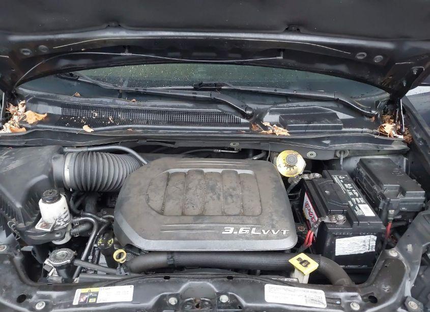 Photo 10 of 2015 Dodge Grand CARAVAN SXT (VIN 2C4RDGCG0FR631553)