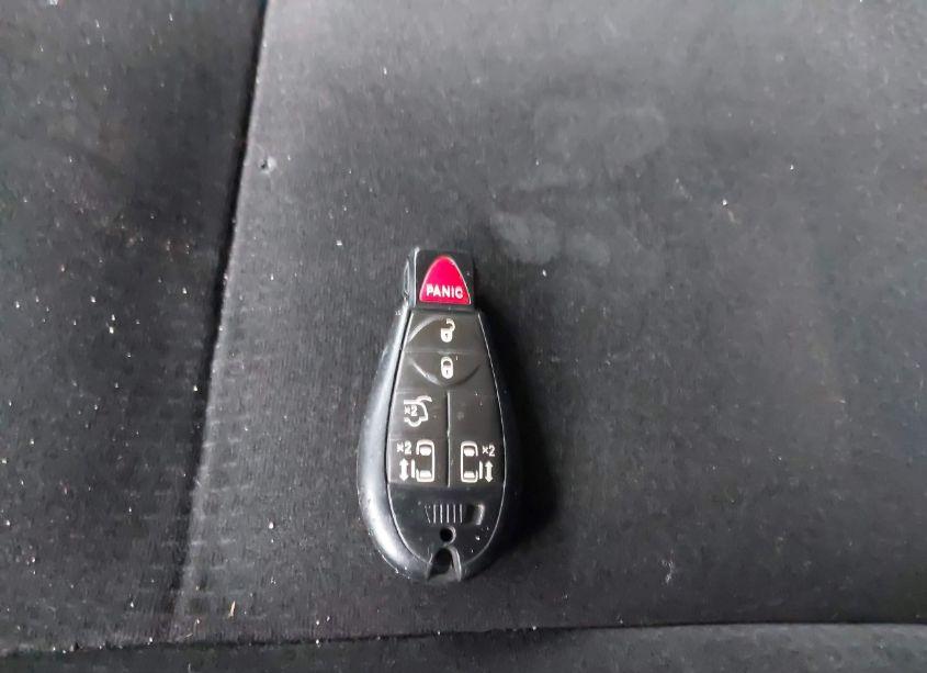 Photo 11 of 2015 Dodge Grand CARAVAN SXT (VIN 2C4RDGCG0FR631553)