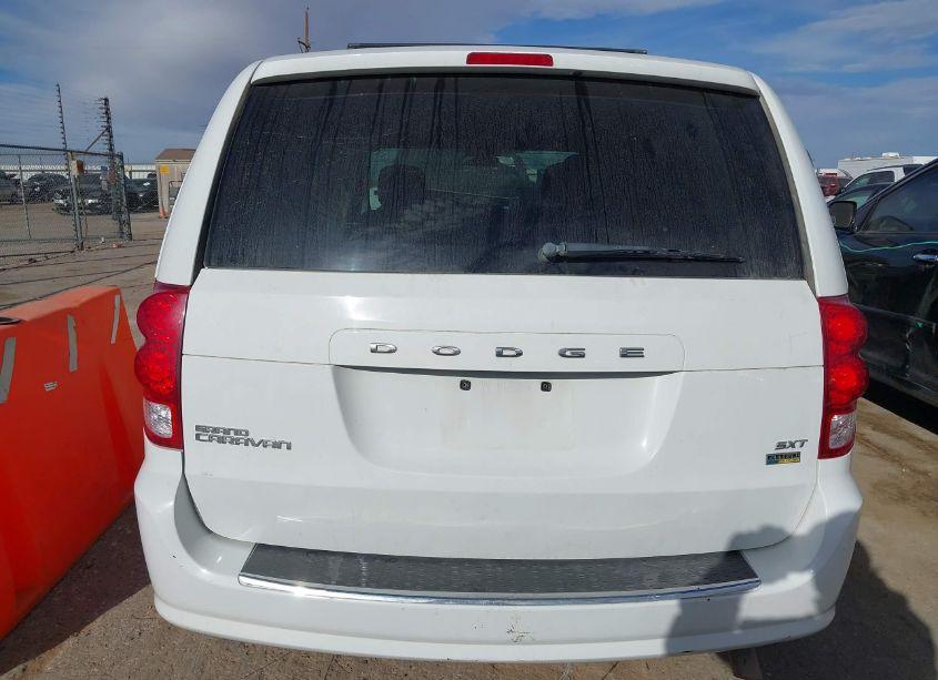 Photo 17 of 2015 Dodge Grand CARAVAN SXT (VIN 2C4RDGCG0FR745097)