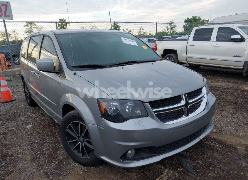 2016 Dodge Grand CARAVAN SXT (VIN 2C4RDGCG0GR102699) main photo