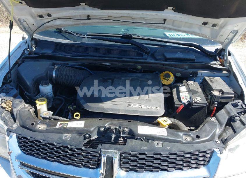 Photo 10 of 2016 Dodge Grand CARAVAN SXT (VIN 2C4RDGCG0GR217299)