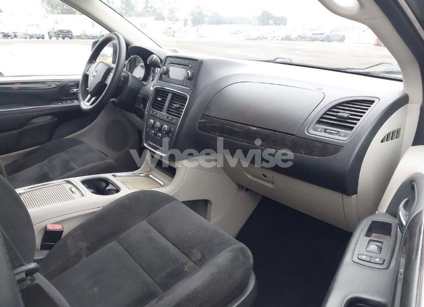 Photo 5 of 2016 Dodge Grand CARAVAN SXT (VIN 2C4RDGCG0GR262887)