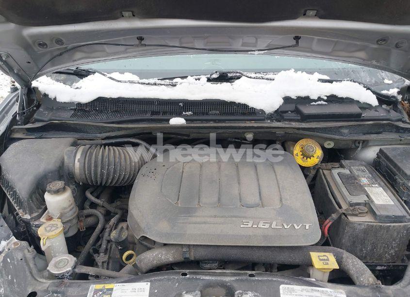 Photo 10 of 2016 Dodge Grand CARAVAN SXT (VIN 2C4RDGCG0GR327852)