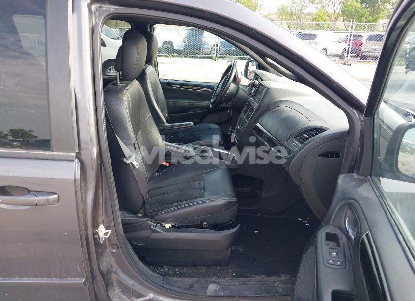 Photo 5 of 2016 Dodge Grand CARAVAN SXT (VIN 2C4RDGCG0GR335546)