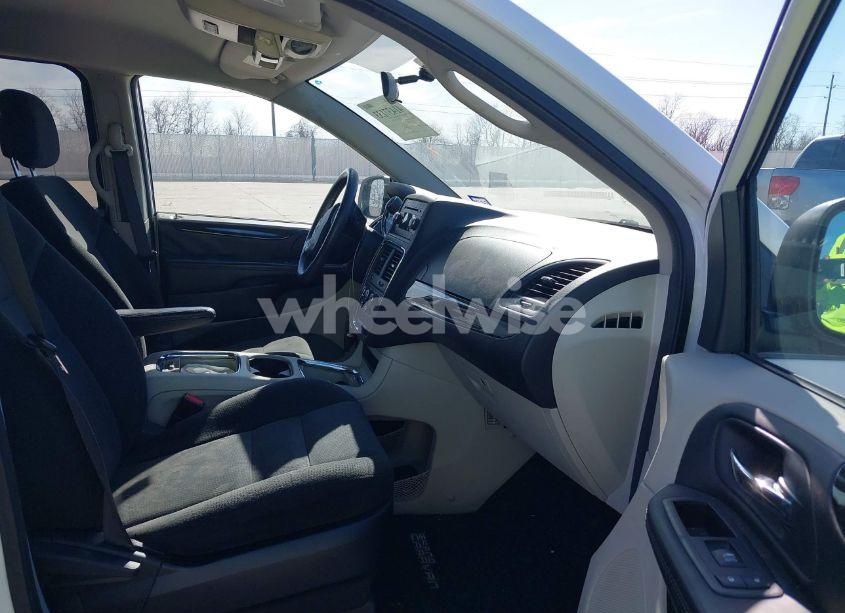 Photo 5 of 2016 Dodge Grand CARAVAN SXT (VIN 2C4RDGCG0GR347941)