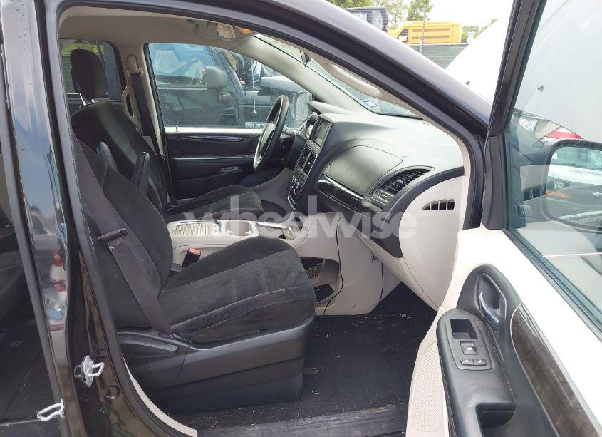 Photo 5 of 2016 Dodge Grand CARAVAN SXT (VIN 2C4RDGCG0GR380597)