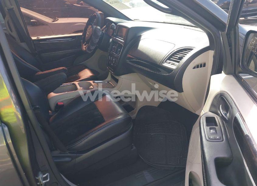 Photo 5 of 2017 Dodge Grand CARAVAN SXT (VIN 2C4RDGCG0HR616960)