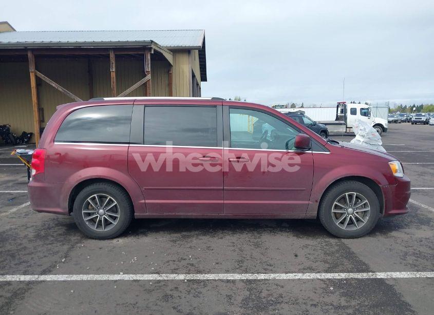 Photo 13 of 2017 Dodge Grand CARAVAN SXT (VIN 2C4RDGCG0HR629675)