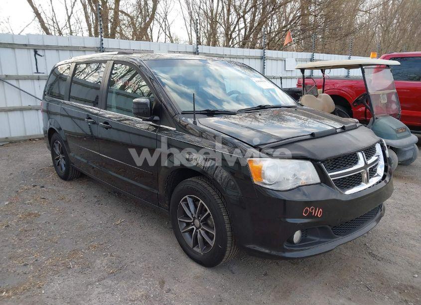 2017 Dodge Grand CARAVAN SXT (VIN 2C4RDGCG0HR639008) main photo