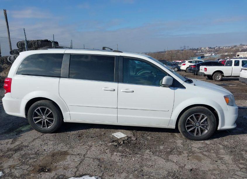 Photo 14 of 2017 Dodge Grand CARAVAN SXT (VIN 2C4RDGCG0HR824286)