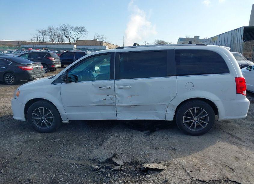 Photo 15 of 2017 Dodge Grand CARAVAN SXT (VIN 2C4RDGCG0HR824286)