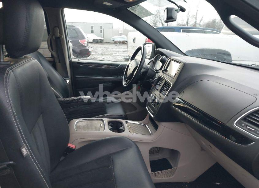 Photo 5 of 2017 Dodge Grand CARAVAN SXT (VIN 2C4RDGCG0HR869325)