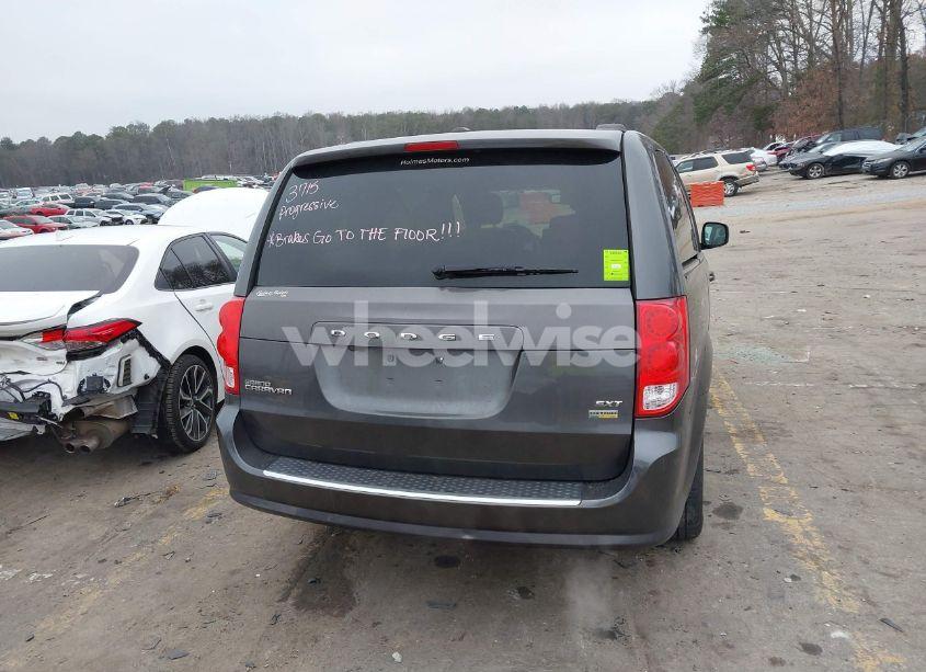 Photo 16 of 2018 Dodge Grand CARAVAN SXT (VIN 2C4RDGCG0JR230867)