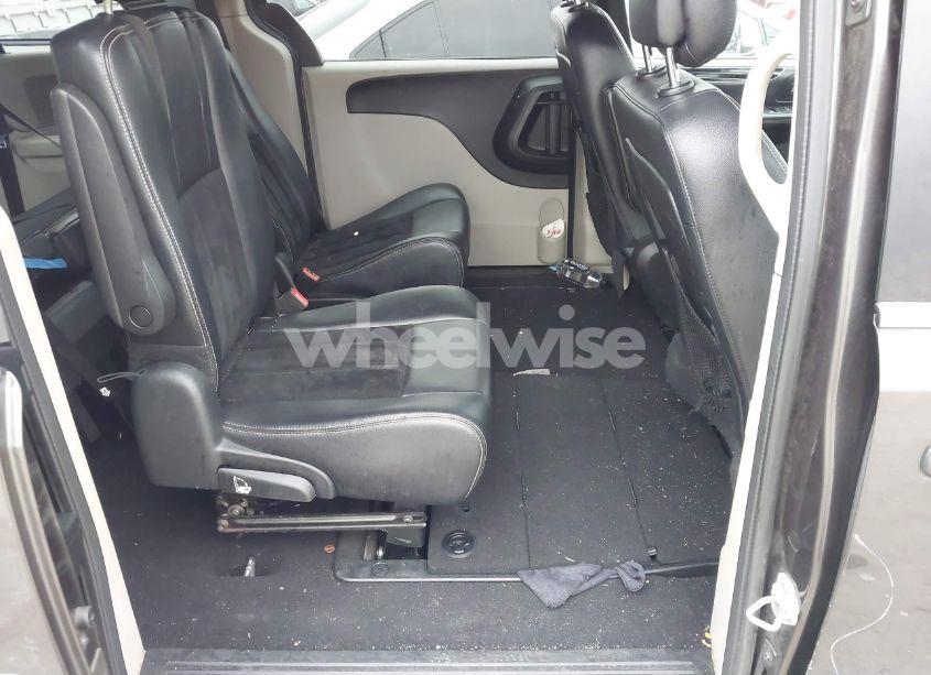 Photo 8 of 2018 Dodge Grand CARAVAN SXT (VIN 2C4RDGCG0JR230867)