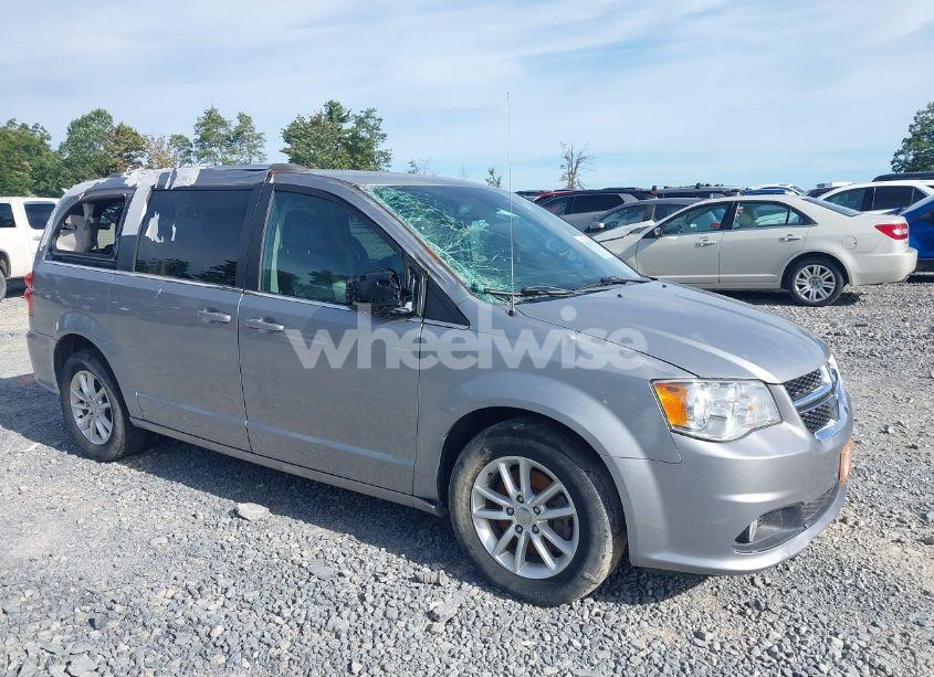 2018 Dodge Grand CARAVAN SXT (VIN 2C4RDGCG0JR297064) main photo