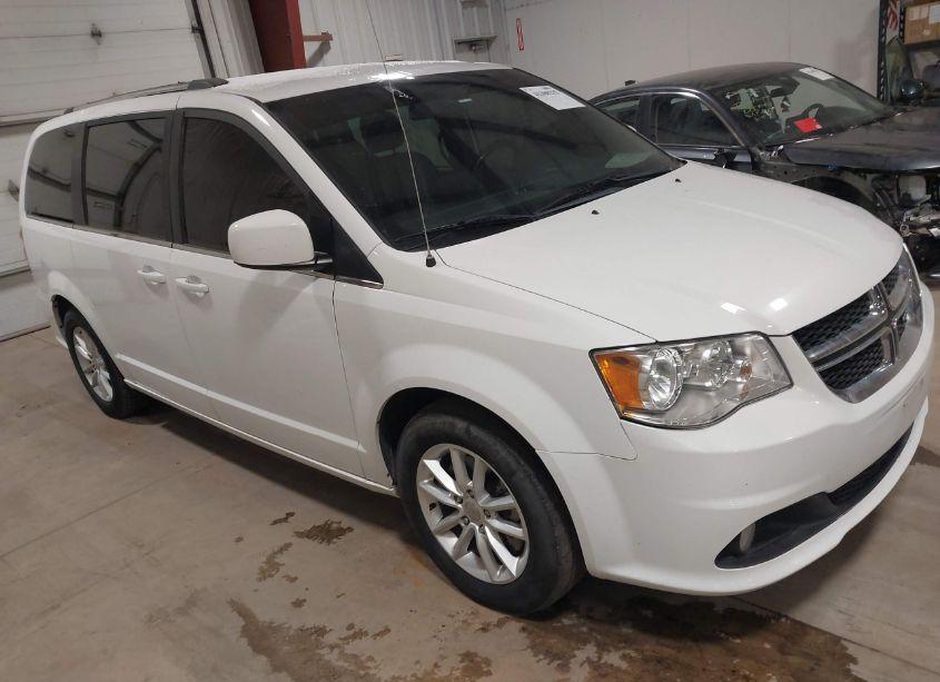 2018 Dodge Grand CARAVAN SXT (VIN 2C4RDGCG0JR298683) main photo
