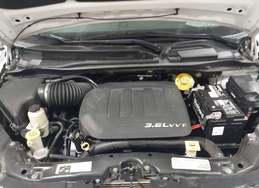 Photo 10 of 2018 Dodge Grand CARAVAN SXT (VIN 2C4RDGCG0JR298683)