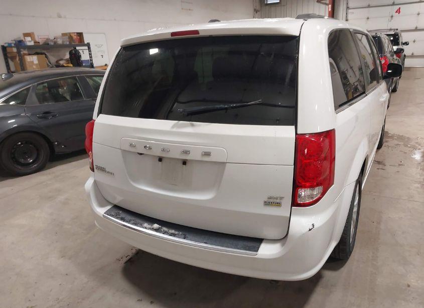 Photo 16 of 2018 Dodge Grand CARAVAN SXT (VIN 2C4RDGCG0JR298683)
