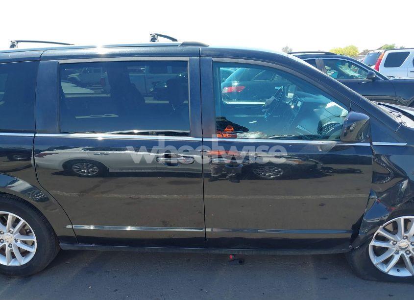 Photo 13 of 2019 Dodge Grand CARAVAN SXT (VIN 2C4RDGCG0KR557898)
