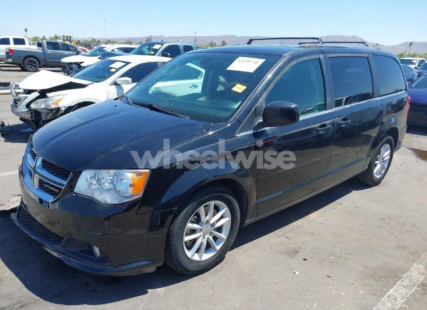 Photo 2 of 2019 Dodge Grand CARAVAN SXT (VIN 2C4RDGCG0KR557898)