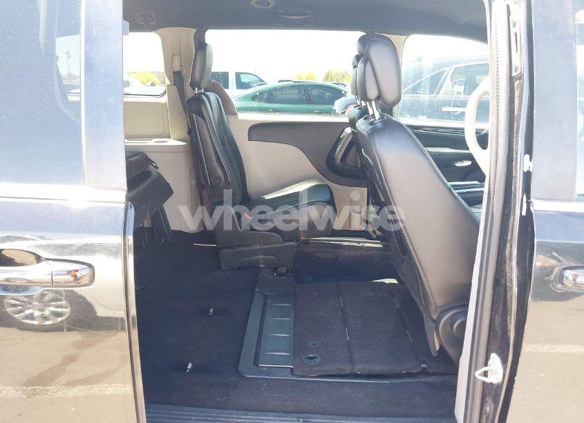 Photo 8 of 2019 Dodge Grand CARAVAN SXT (VIN 2C4RDGCG0KR557898)