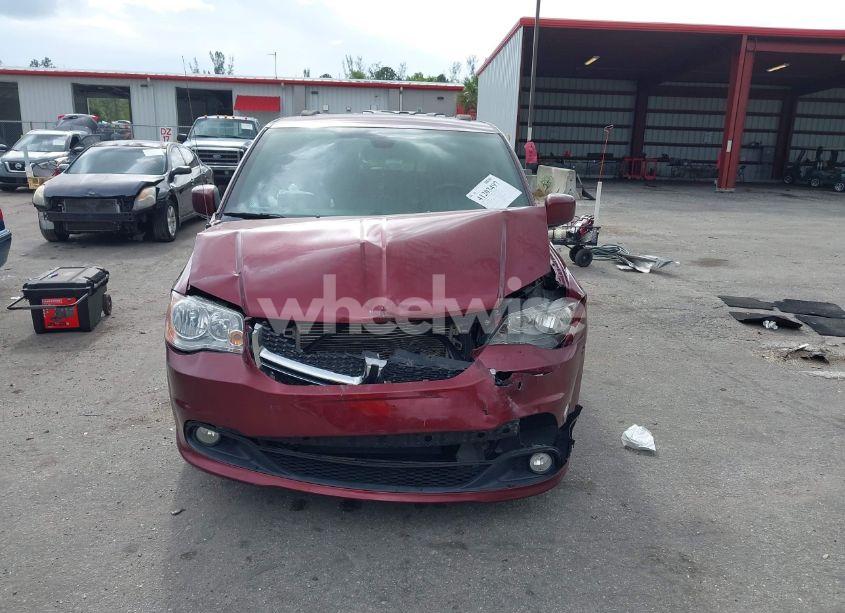 Photo 6 of 2019 Dodge Grand CARAVAN SXT (VIN 2C4RDGCG0KR618389)