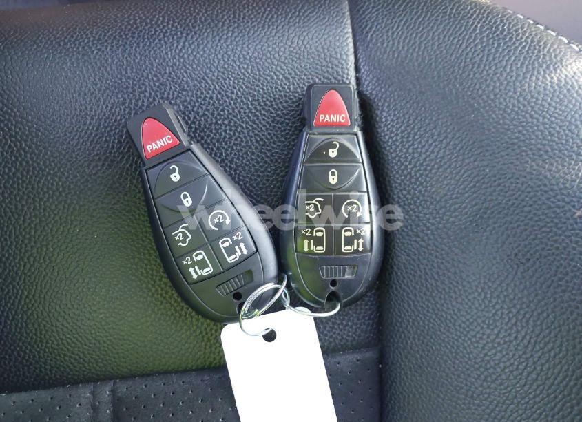 Photo 11 of 2019 Dodge Grand CARAVAN SXT (VIN 2C4RDGCG0KR618683)